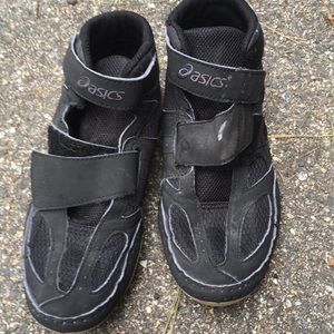 Boys wrestling shoes